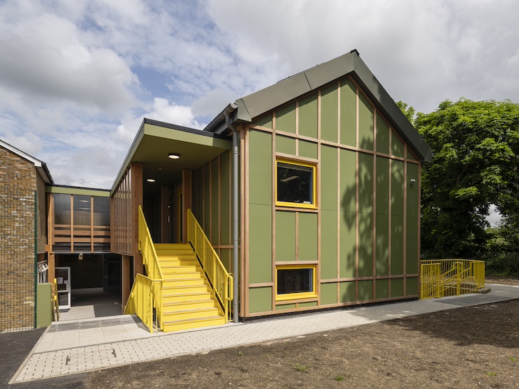 Hardie® Panel: Heathlands School